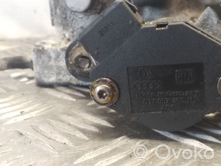 Audi 80 90 S2 B4 Clapet d'étranglement 037907385A