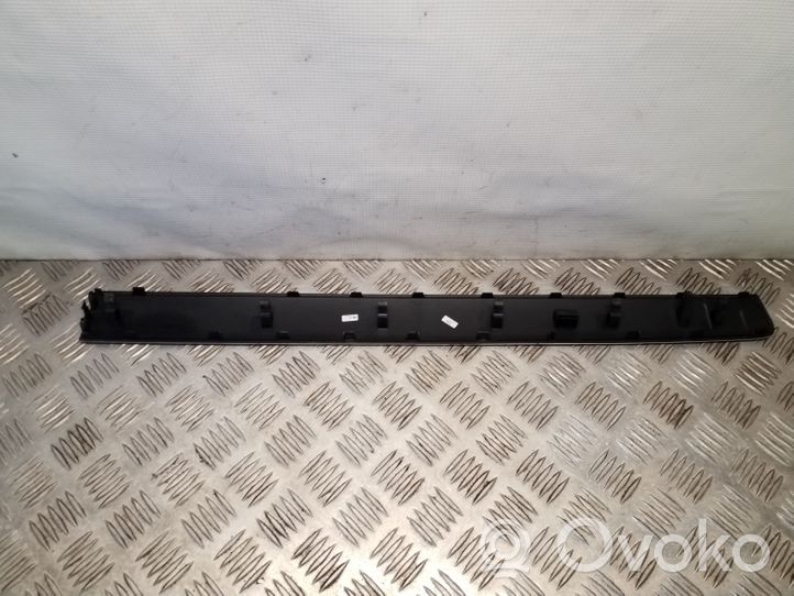 Volkswagen PASSAT CC Rivestimento del pannello 3AC857211A