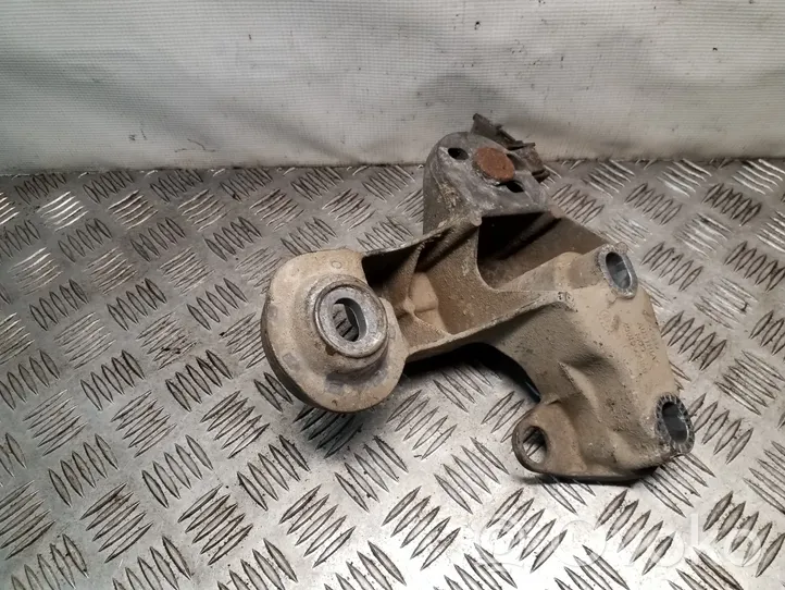 Volkswagen PASSAT B5.5 Other front suspension part 4B0199352B