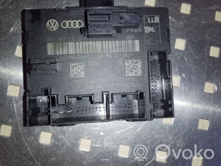 Audi A5 8T 8F Oven ohjainlaite/moduuli 8T0959792J