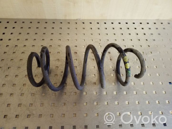 Volkswagen PASSAT B7 Front coil spring 