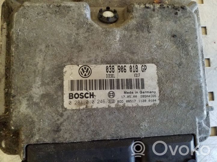 Volkswagen Golf IV Variklio valdymo blokas 038906018GP