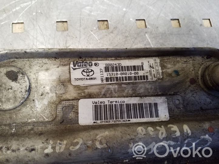 Toyota Corolla Verso E121 Support de filtre à huile 880243D