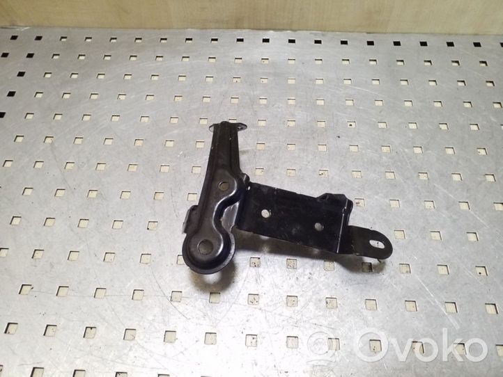 Volvo XC60 ABS pump bracket 6G9N2B389CF