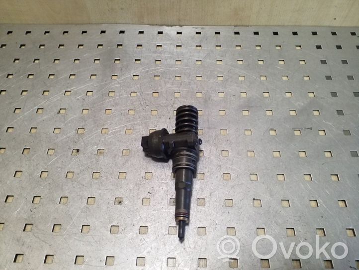 Volkswagen Transporter - Caravelle T5 Injecteur de carburant 0414720313