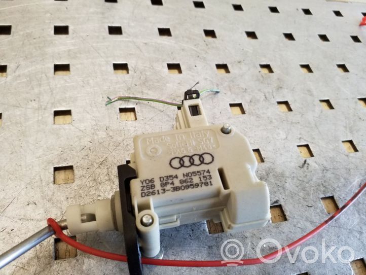 Audi A3 S3 A3 Sportback 8P Serratura del tappo del serbatoio del carburante 8P4862153