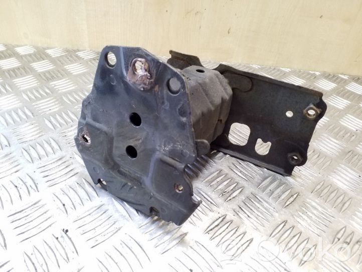 Toyota Avensis T270 Rear bumper mounting bracket 