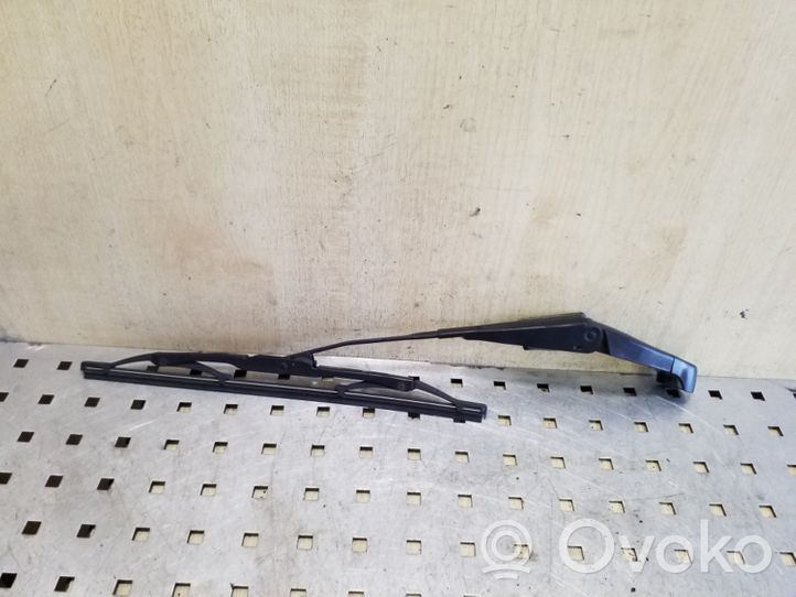 Honda CR-V Rear wiper blade arm 