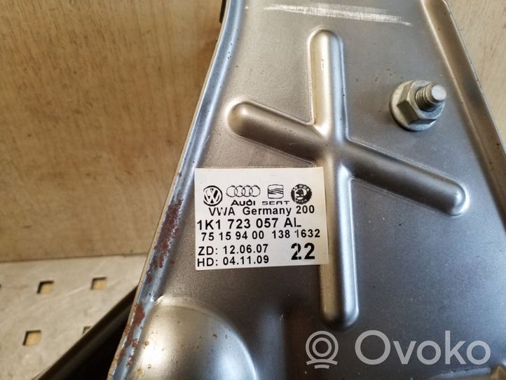 Volkswagen Eos Brake pedal 1K1723057AL