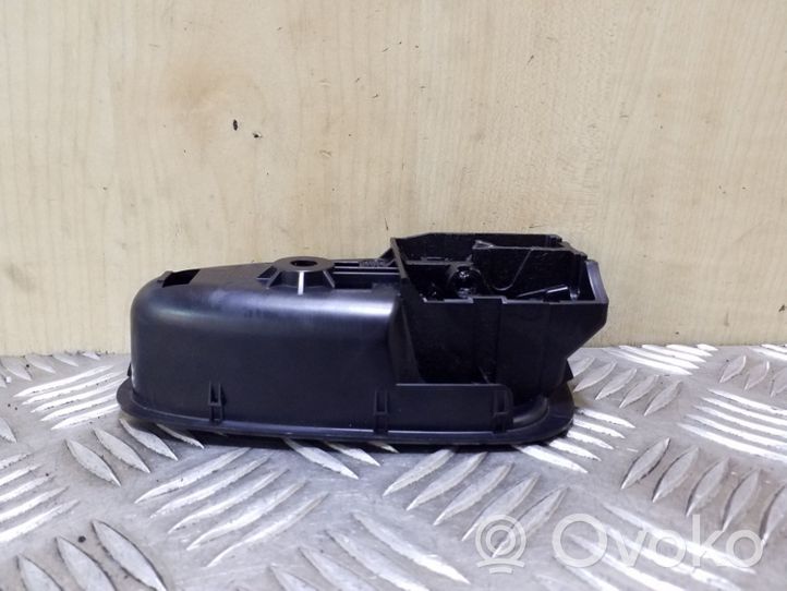 Toyota Avensis T270 Takaoven sisäkahva 6920505050