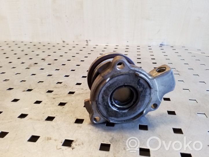 Opel Astra J Cuscinetto di rilascio della frizione 24422061