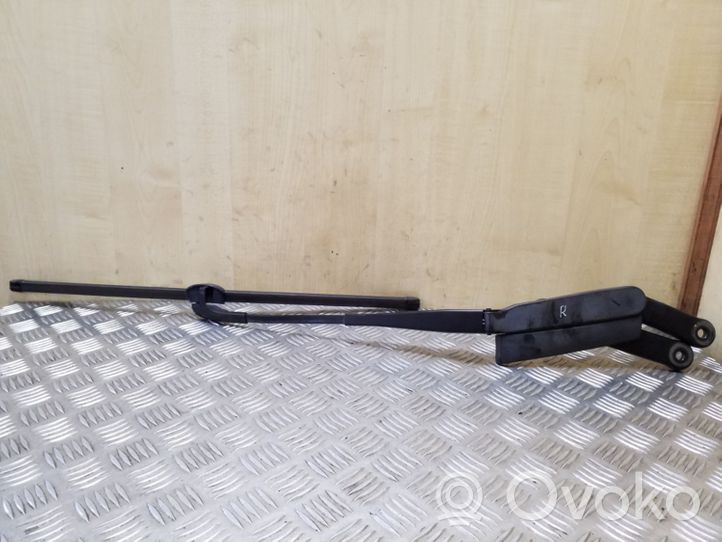 Volkswagen Touareg II Braccio della spazzola tergicristallo anteriore 7P0955410B