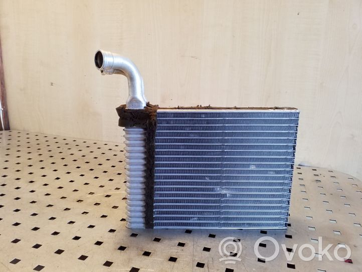 Ford Focus Radiateur de chauffage 18476BB