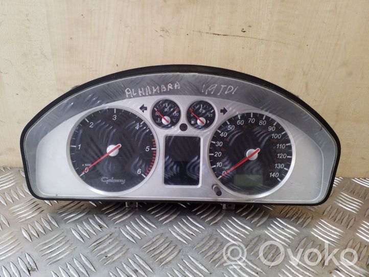 Seat Alhambra (Mk1) Speedometer (instrument cluster) 7M5920920N