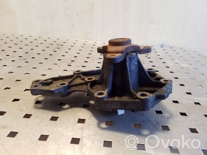 Volvo S40, V40 Pompe de circulation d'eau 7700101096