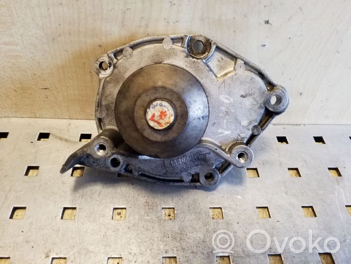 Volvo S40, V40 Pompe de circulation d'eau 