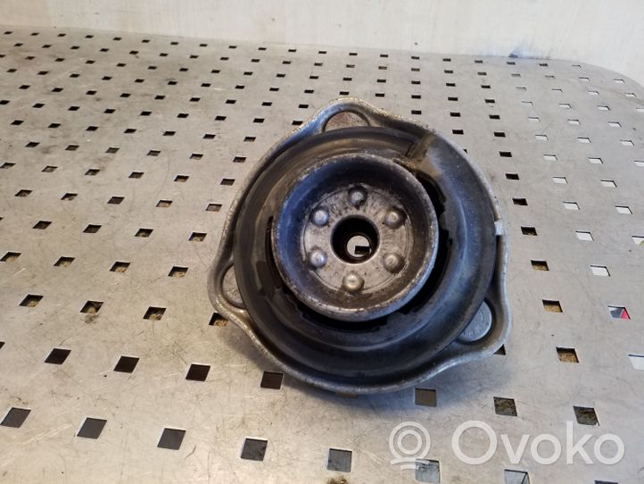 Mercedes-Benz C W205 Coil spring mount 