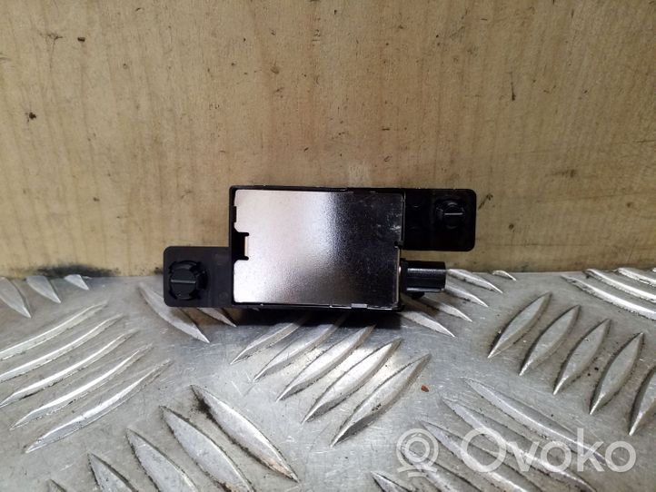 BMW X1 E84 Bluetooth antena 84109142092