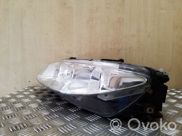 Mazda 6 Lampa przednia F014002472L