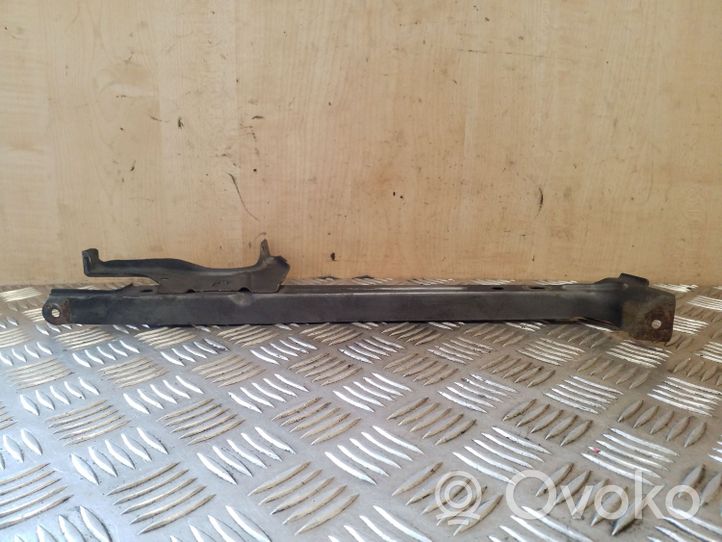 Toyota Corolla E120 E130 Boczny panel mocowania chłodnicy 9098004165