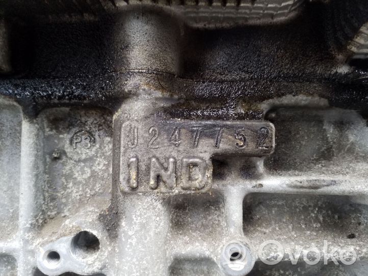 Toyota Auris E180 Moteur J247752