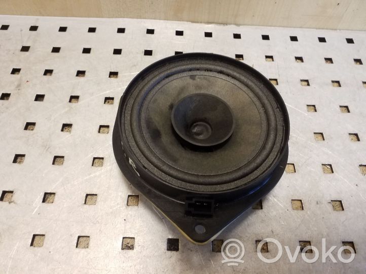 Opel Corsa D Enceinte de porte arrière 55701248