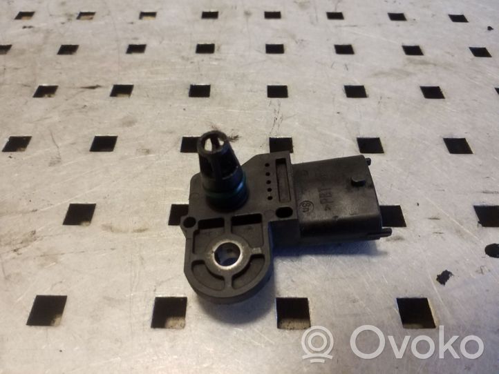 Opel Frontera B Capteur de pression d'air 0281002437