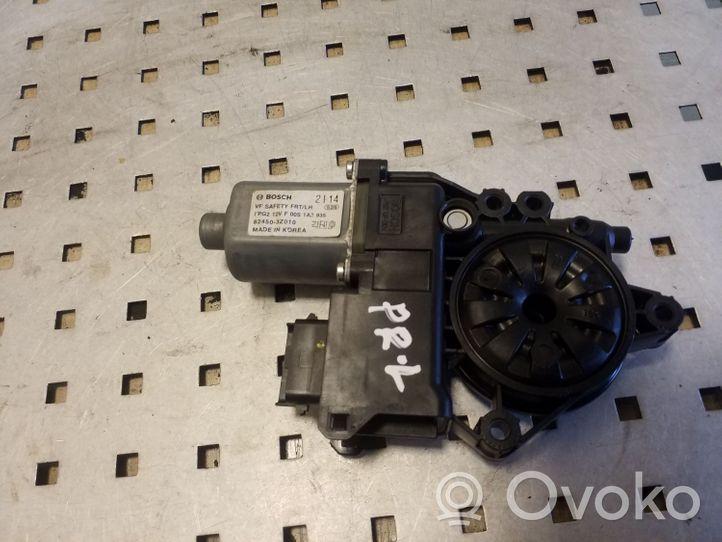 Hyundai i40 Moteur de lève-vitre de porte avant 824503Z010