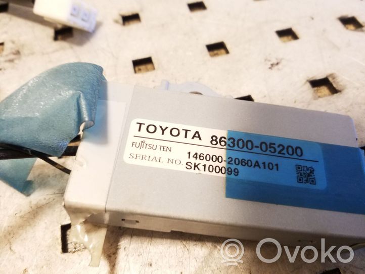 Toyota Avensis T270 Wzmacniacz anteny 8630005200