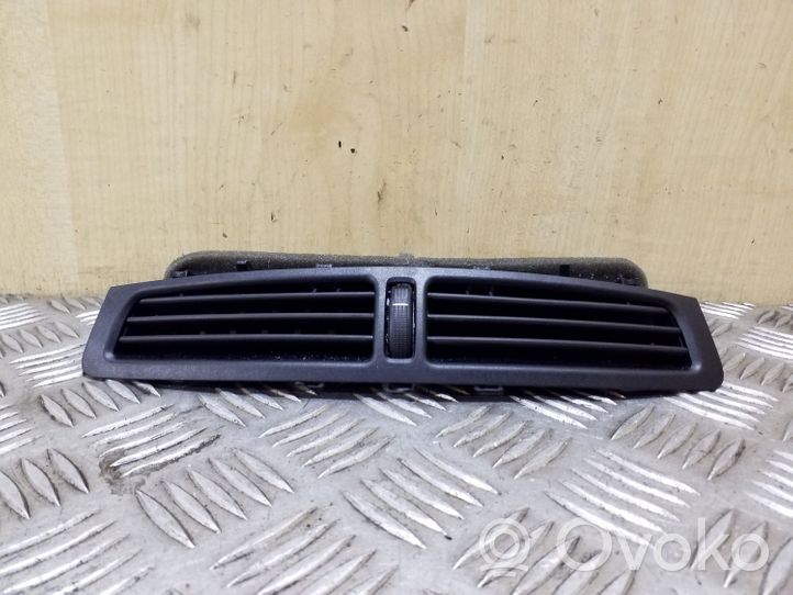 Ford Kuga II Dysze / Kratki środkowego nawiewu deski rozdzielczej AM51R01815ACW