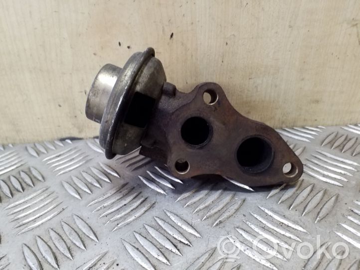 Toyota Avensis T220 EGR vožtuvas 2562027060