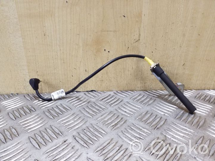 KIA Sorento Antena wewnętrzna 957903E940