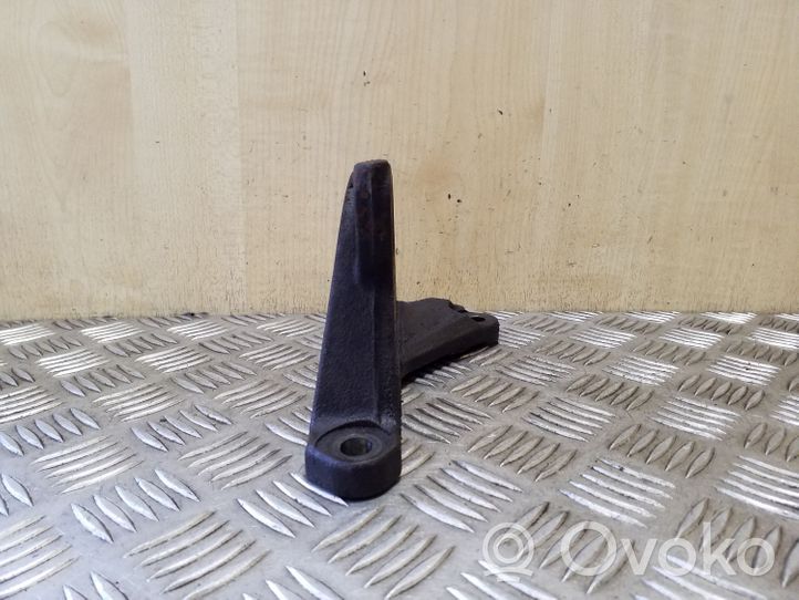 Nissan X-Trail T31 Staffa del cuscinetto di supporto dell’albero di trasmissione 