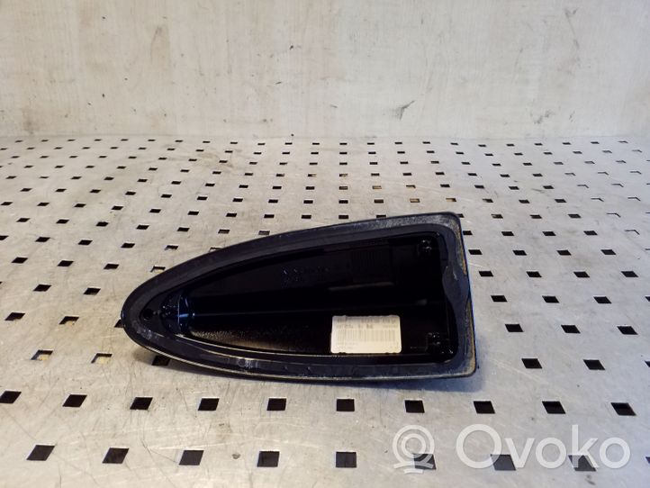 BMW X6 E71 Kattoantennin (GPS) suoja 50010184