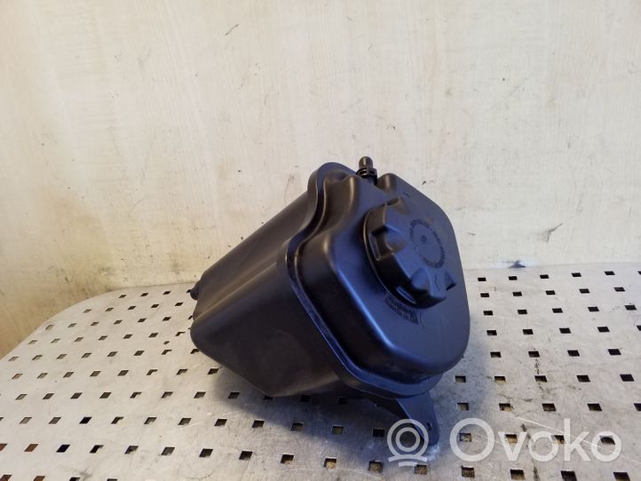 BMW X6 E71 Vase d'expansion / réservoir de liquide de refroidissement 13177552546