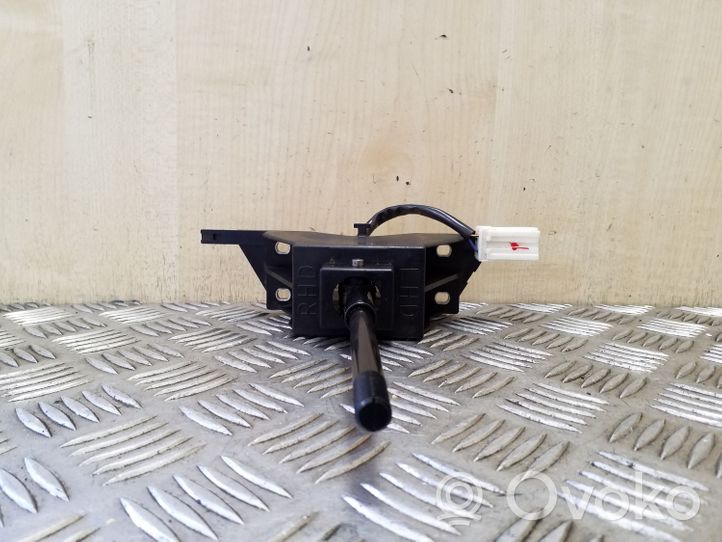 Mitsubishi Pajero Gear shifter/selector 72050