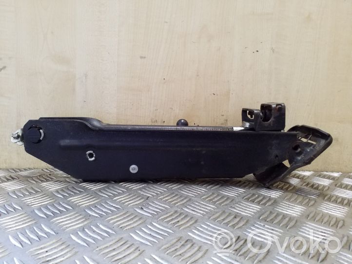 Volkswagen Touareg I Lift Jack 7L0011031B