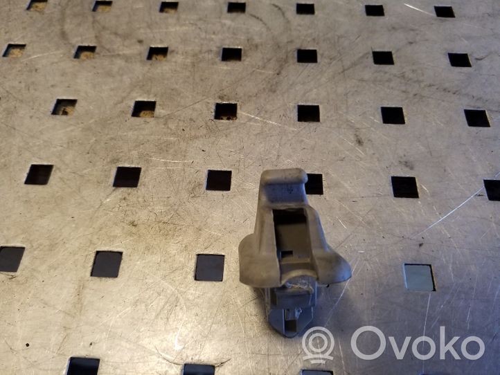 Volvo XC90 Uchwyt osłony przeciwsłonecznej szyberdachu 