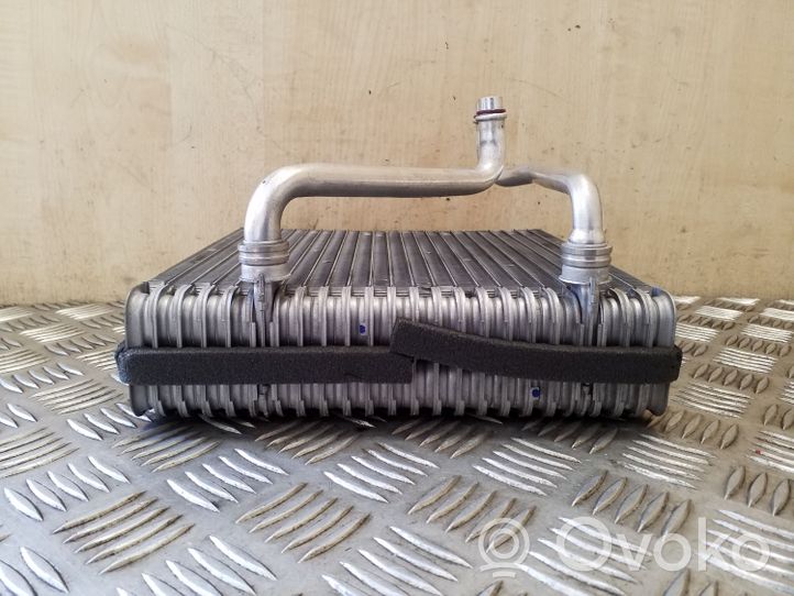 Volkswagen Tiguan Air conditioning (A/C) radiator (interior) 