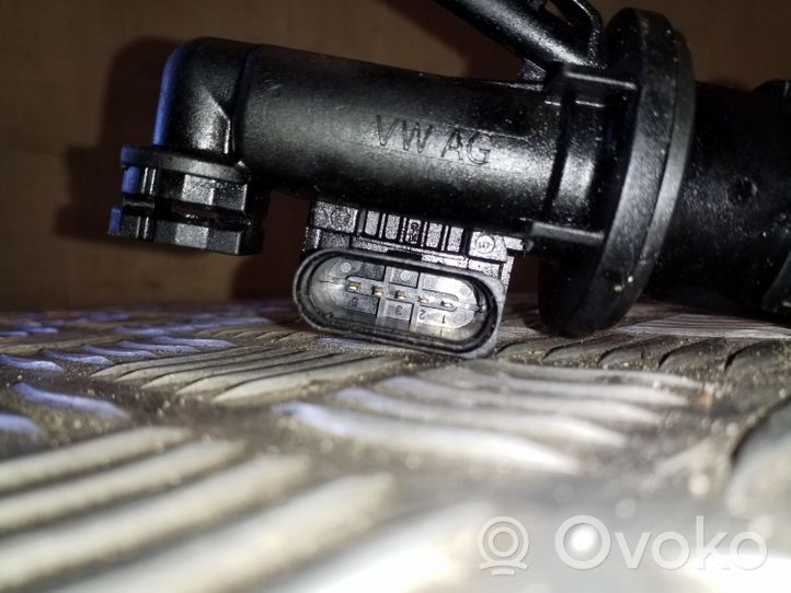 Volkswagen Tiguan Główny cylinder sprzęgła 3C0721388J