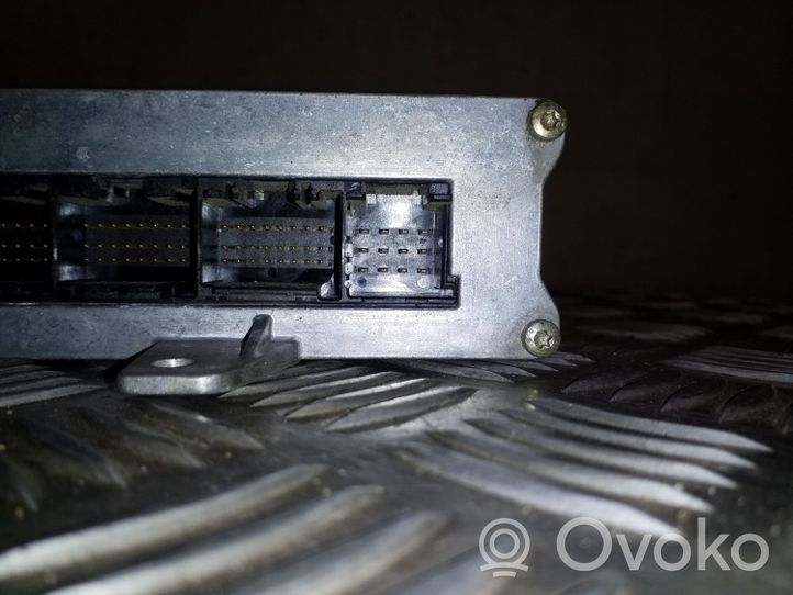 Audi A4 S4 B5 8D Sterownik / Moduł ECU 0261203554