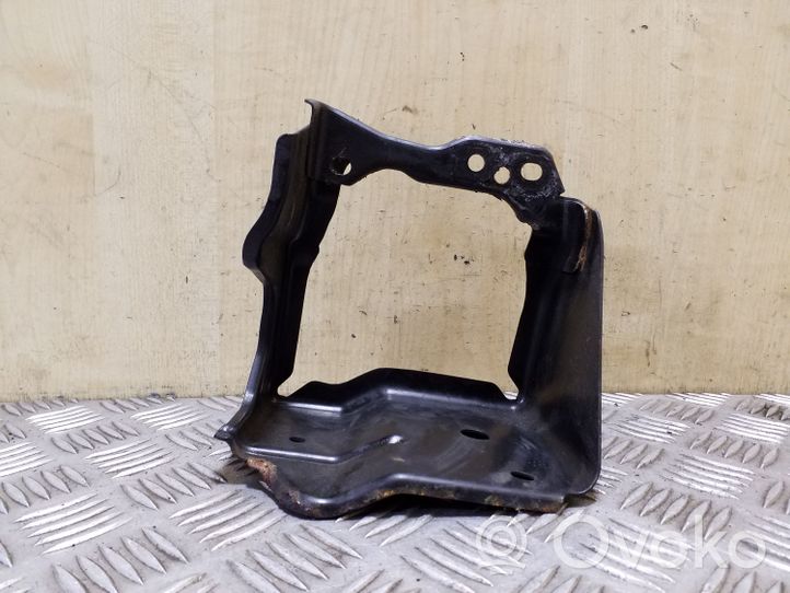 Nissan Qashqai Staffa/supporto di montaggio del filtro carburante 