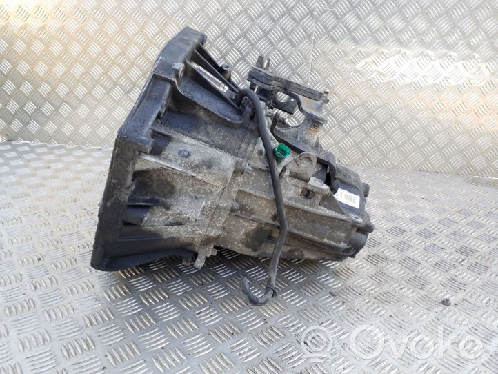 Nissan Qashqai Boîte de vitesses manuelle à 6 vitesses 7701700545