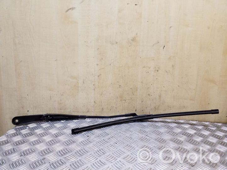 Volvo S60 Priekinio stiklo valytuvų kojelė 30753509