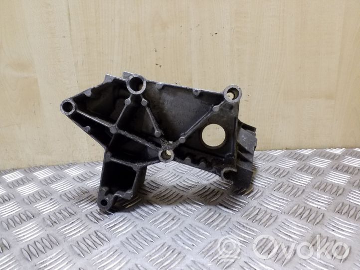 Ford Focus Gearbox mounting bracket 98FF10239BE