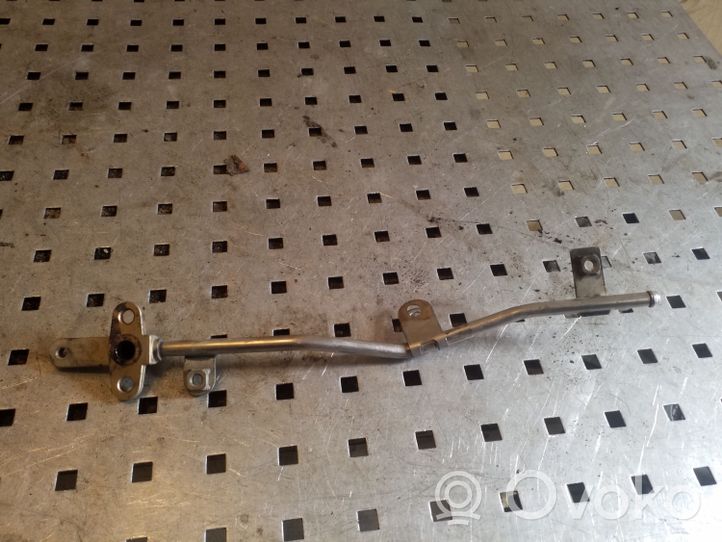 Subaru Outback Tuyau de raccordement solide EGR 