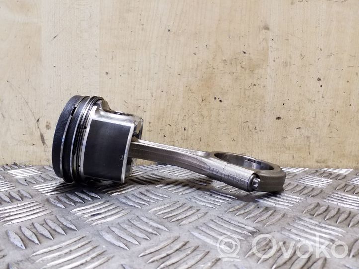 Subaru Outback Piston avec bielle B5EHEH