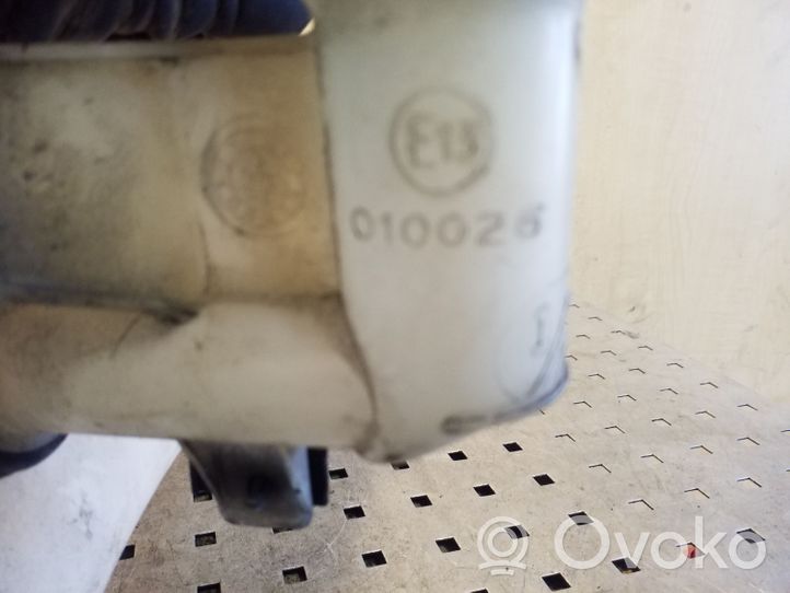 Opel Frontera B Réservoir de liquide lave-glace 010026