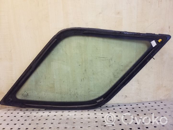 Opel Frontera B Rear side window/glass 