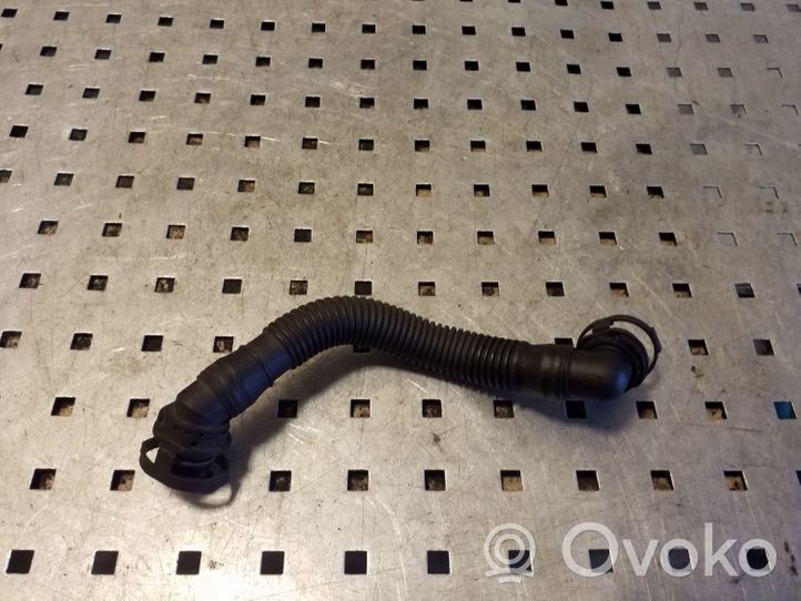 Volkswagen Sharan Sfiato/tubo di sfiato/tubo flessibile 03L103493AE
